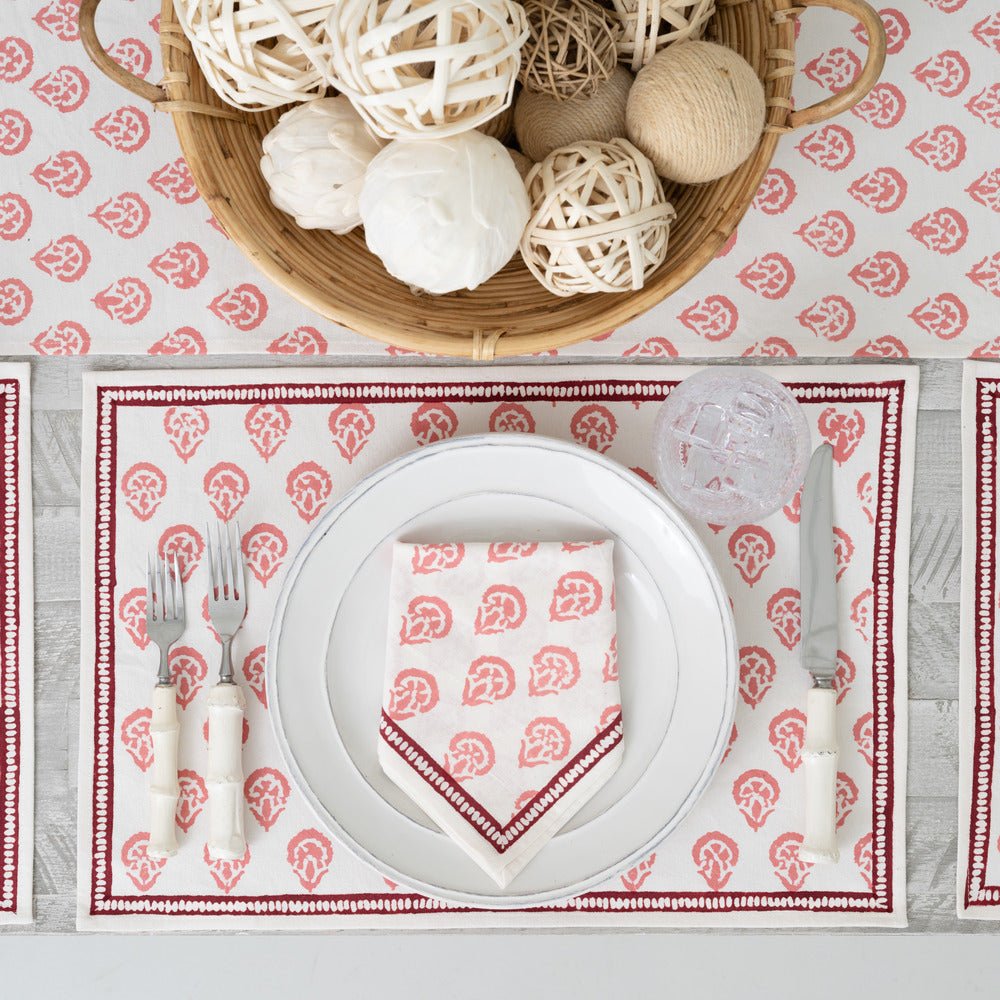 India Hicks Home Seashell Blush Tablecloth – Pomegranate Inc.