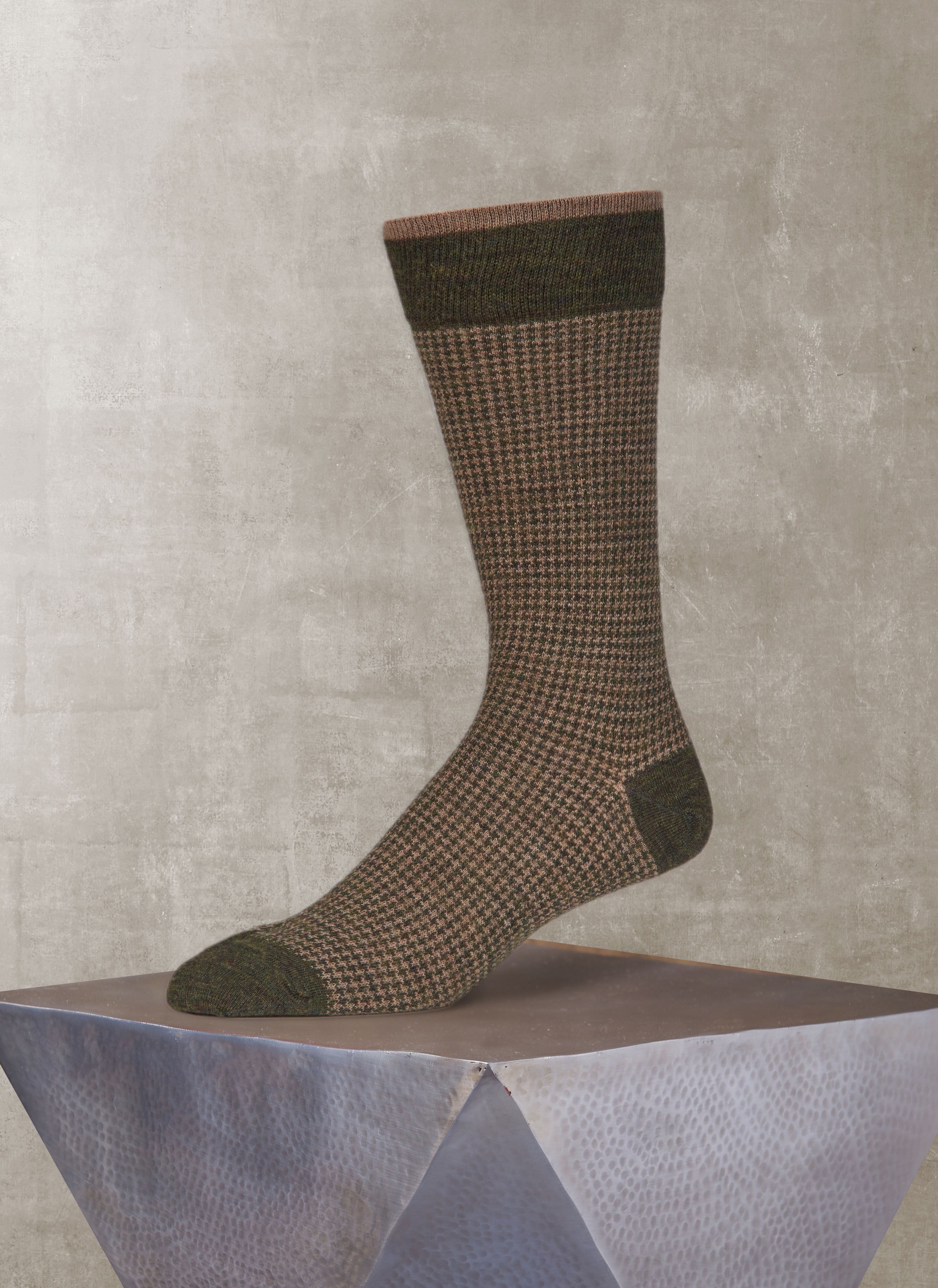 Merino Wool Houndstooth Sock in Olive