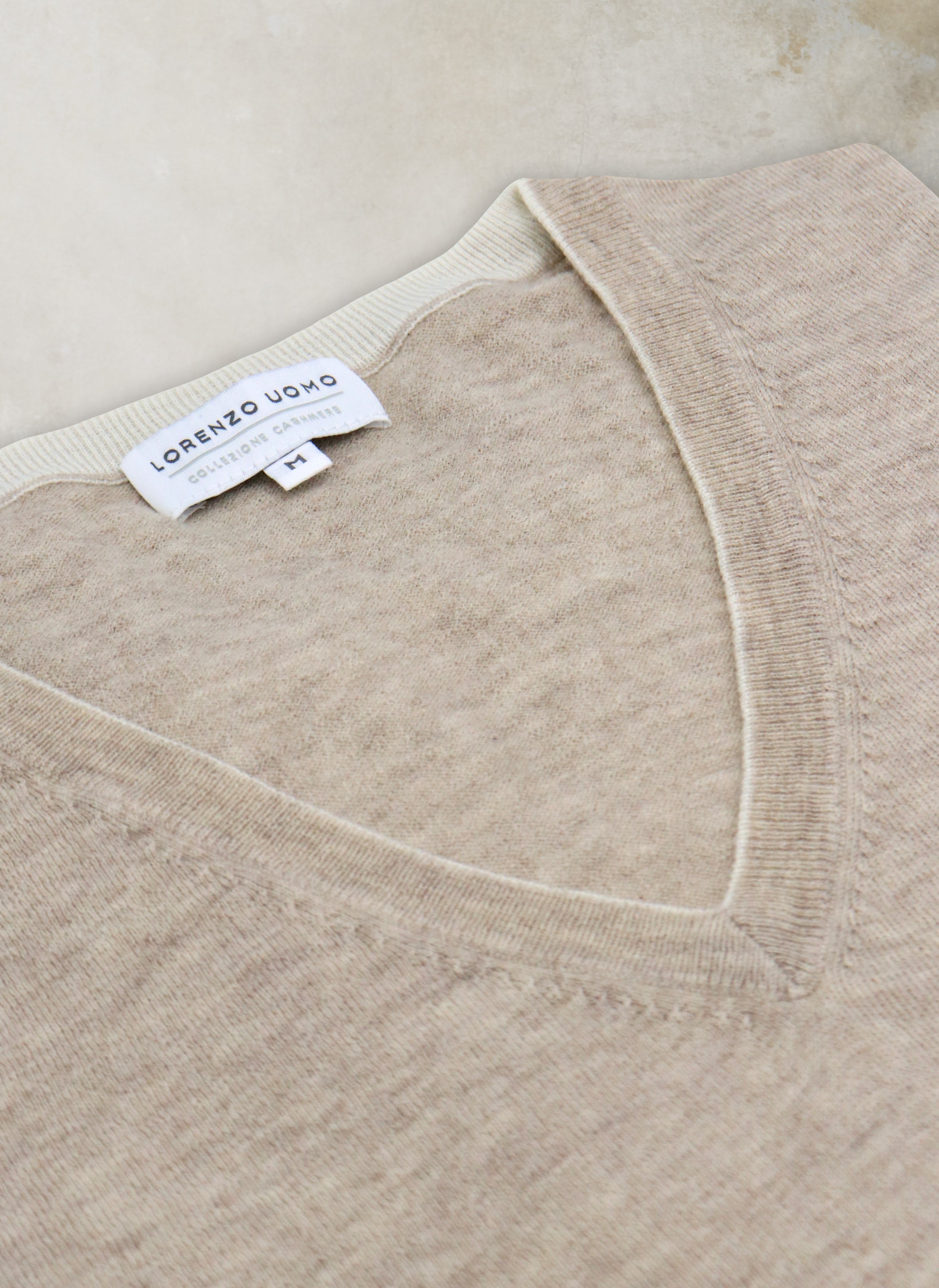 Men's St. Barths Contrast V-Neck Cashmere Sweater in Taupe – Lorenzo Uomo