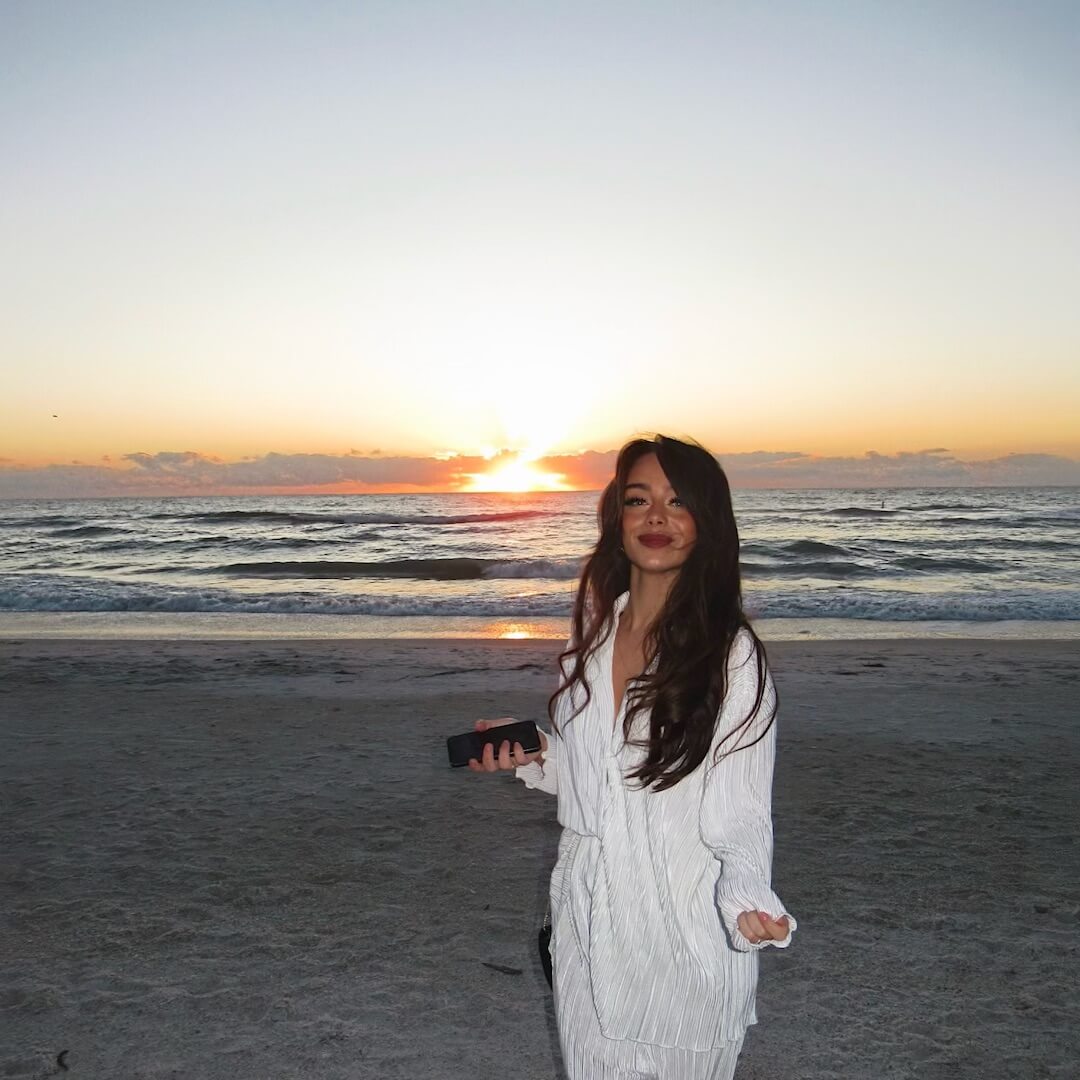nordic_peace_white_emy_plisse_matching_set_beach_vibes_sunset