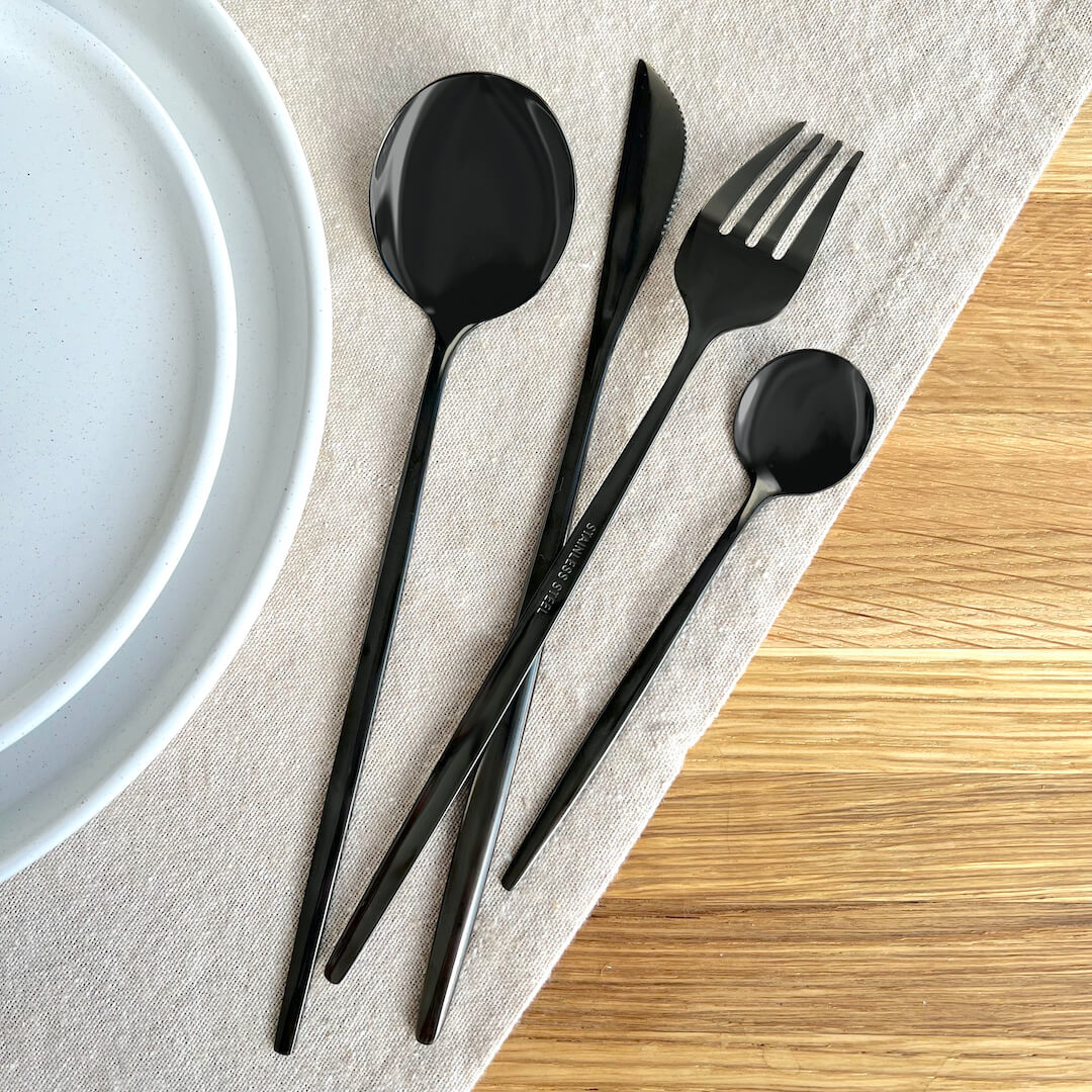 nordic_peace_modern_black_flatware_set