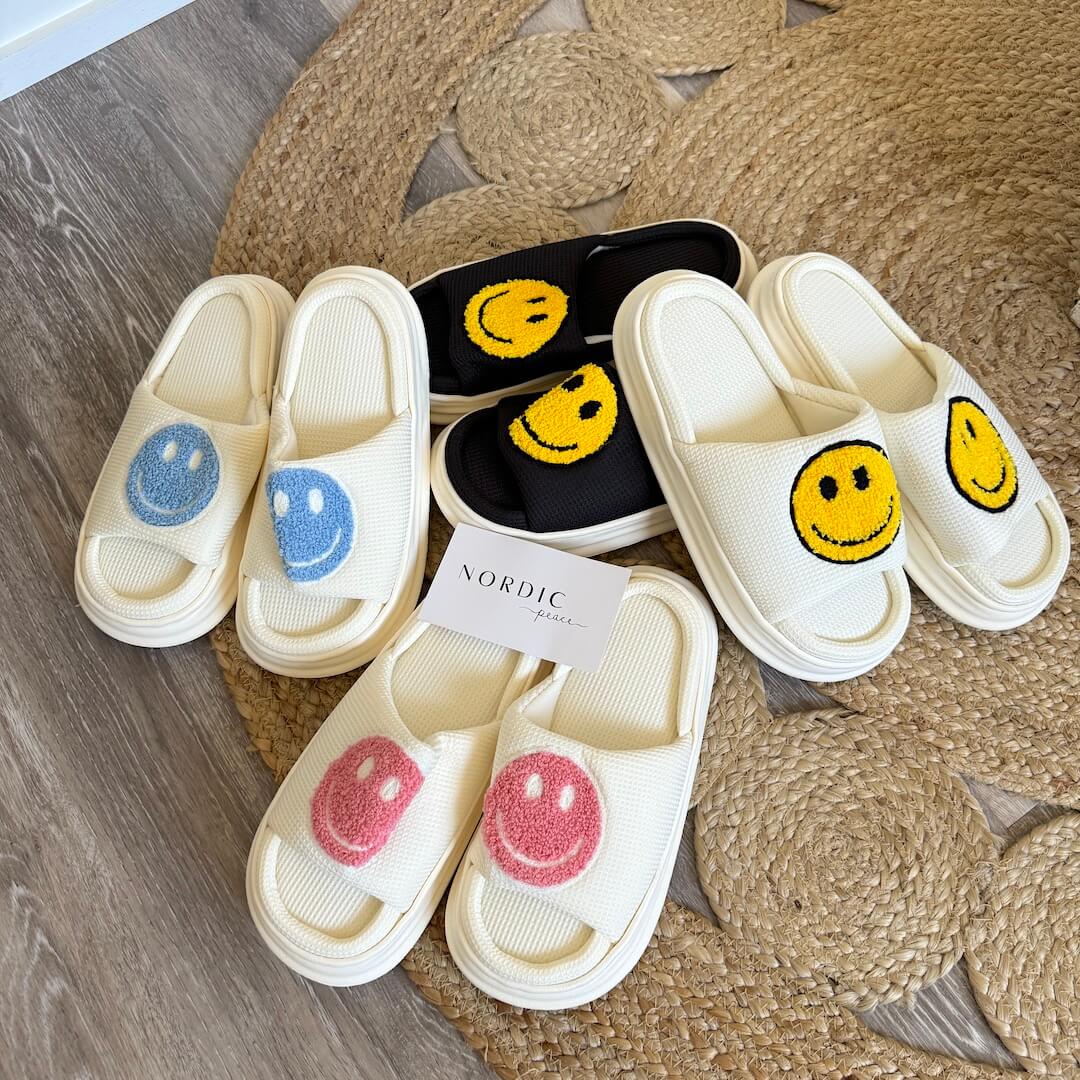 nordic_peace_happy_face_platform_sandals