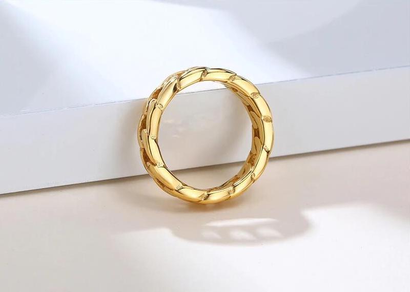 Stella Chain Minimalist Ring