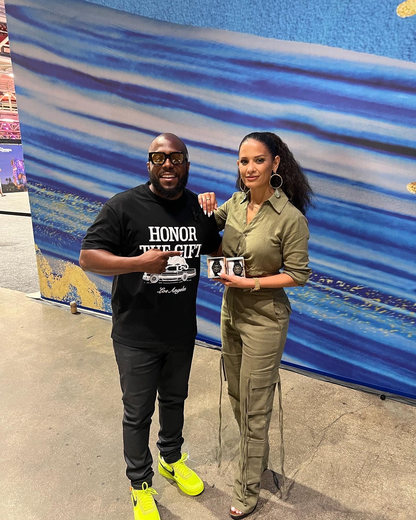 SPGBK Watches Owner Gifts a Watch to Rocsi Diaz who attends Bowie State University