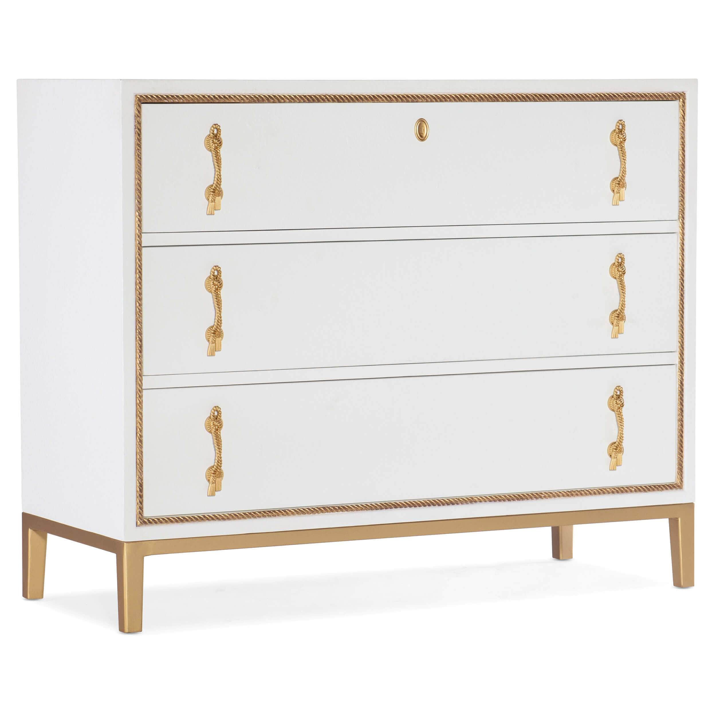 Image of Calhoun 3 Drawer Chest