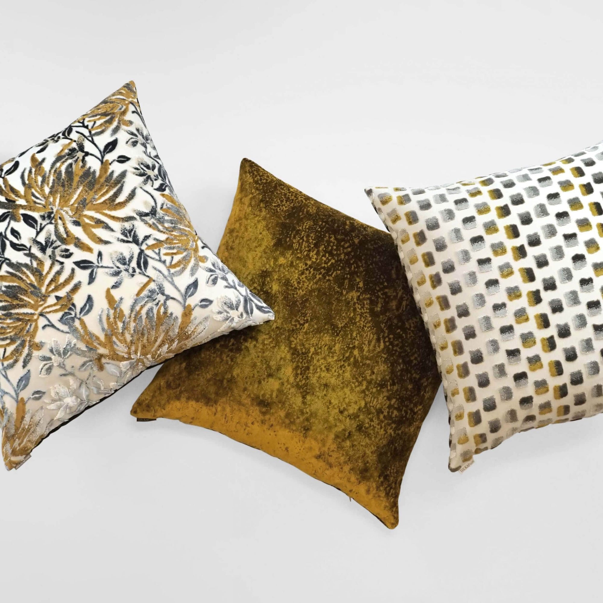 Grated Pillow, Ochre – High Fashion Home