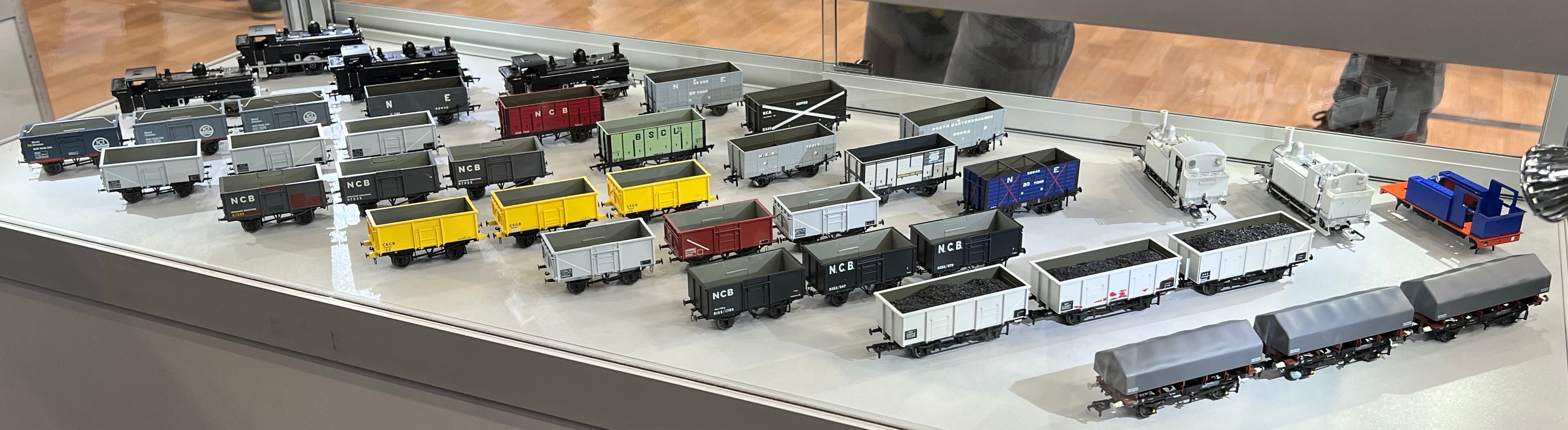 Accurascale Open Wagons Display