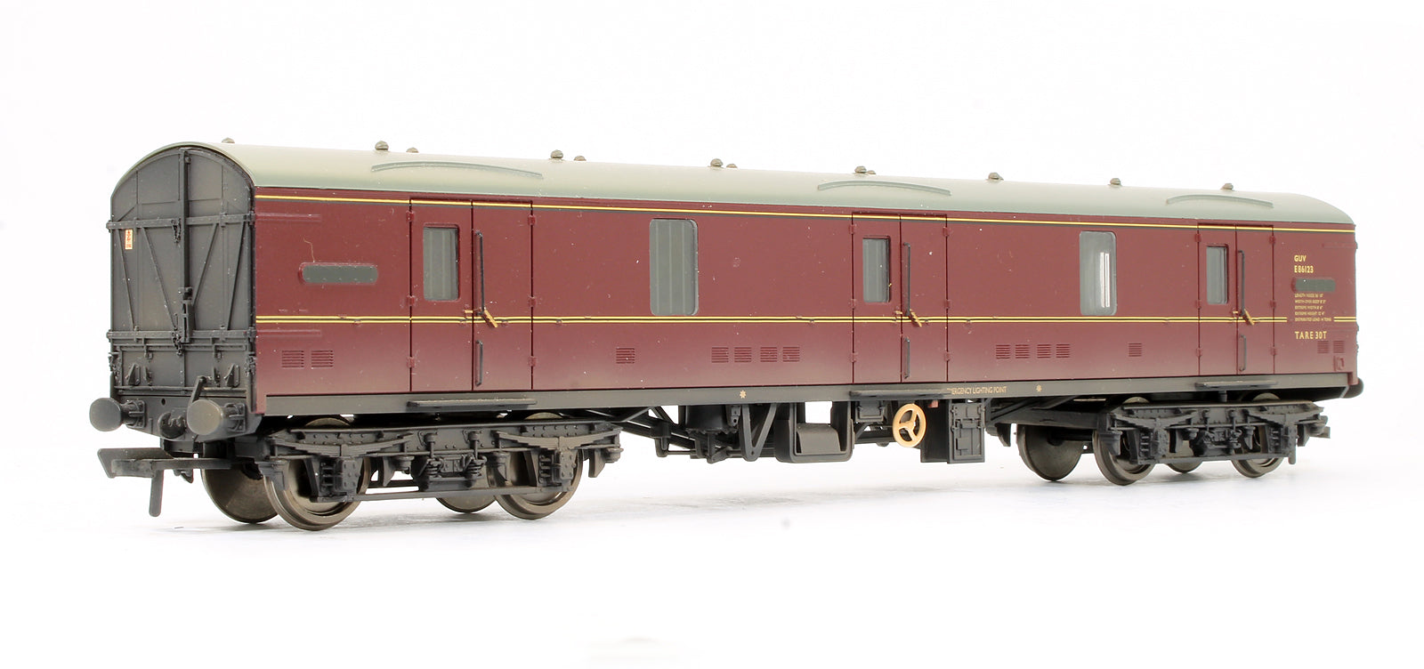 Bachmann Branchline 39-271 BR Mk1 GUV van W86253 in BR maroon