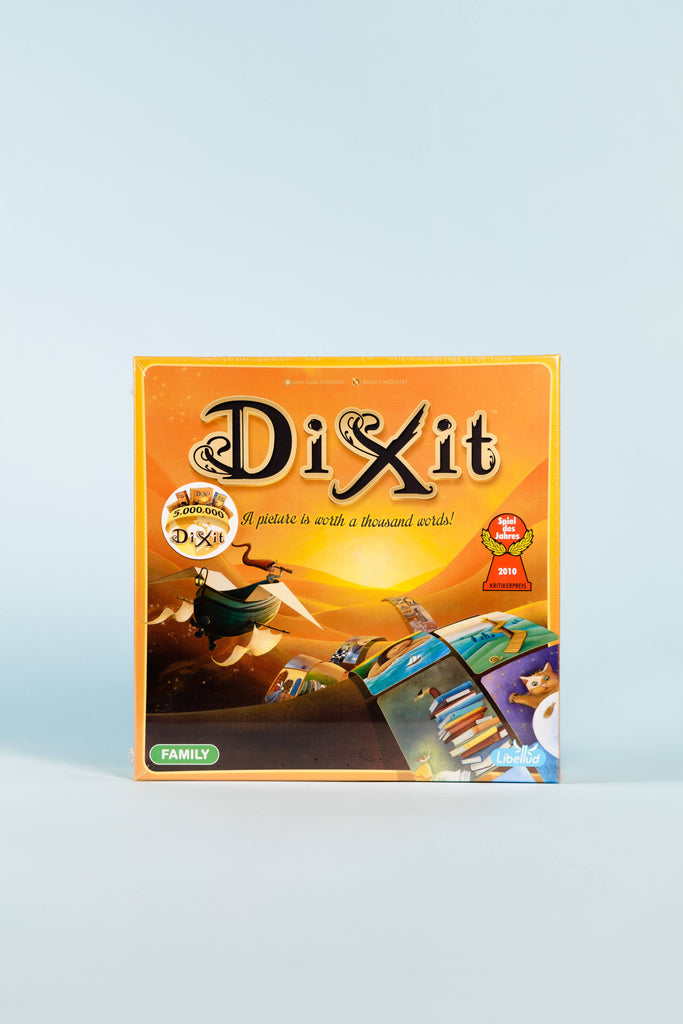 DIXIT DISNEY - The Toy Insider