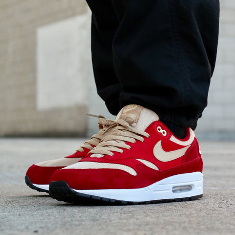 air max 1 red curry