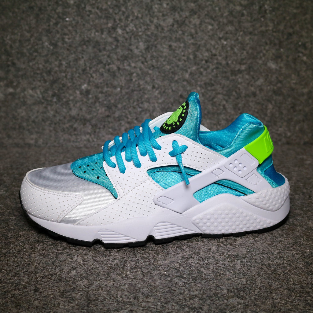 huaraches blue and green