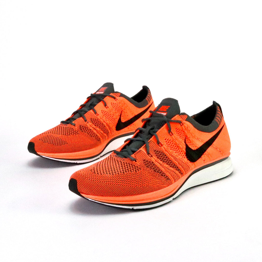 nike flyknit orange