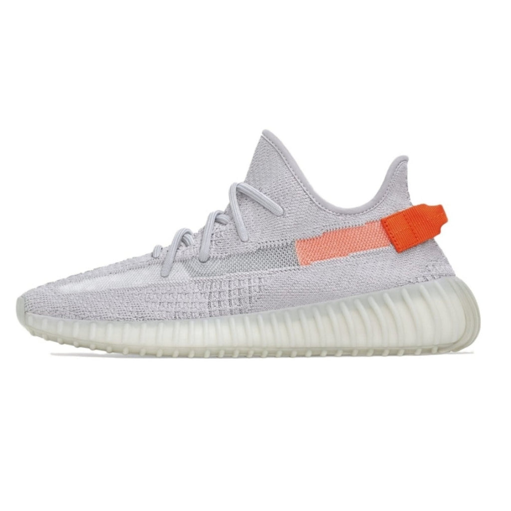 yeezy boost 350 v2 tail light prix