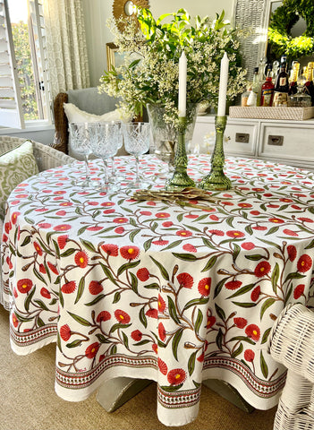 round table cover xmas