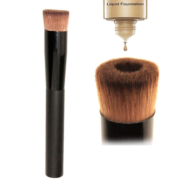 Glamza Liquid Foundation Brush 1