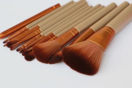 12pc Bronze Makeup Brush Set With Storage Case & Optional Makeup Palette 5