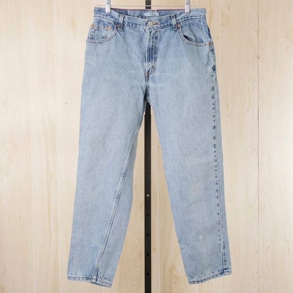 relaxed fit tapered leg levi's