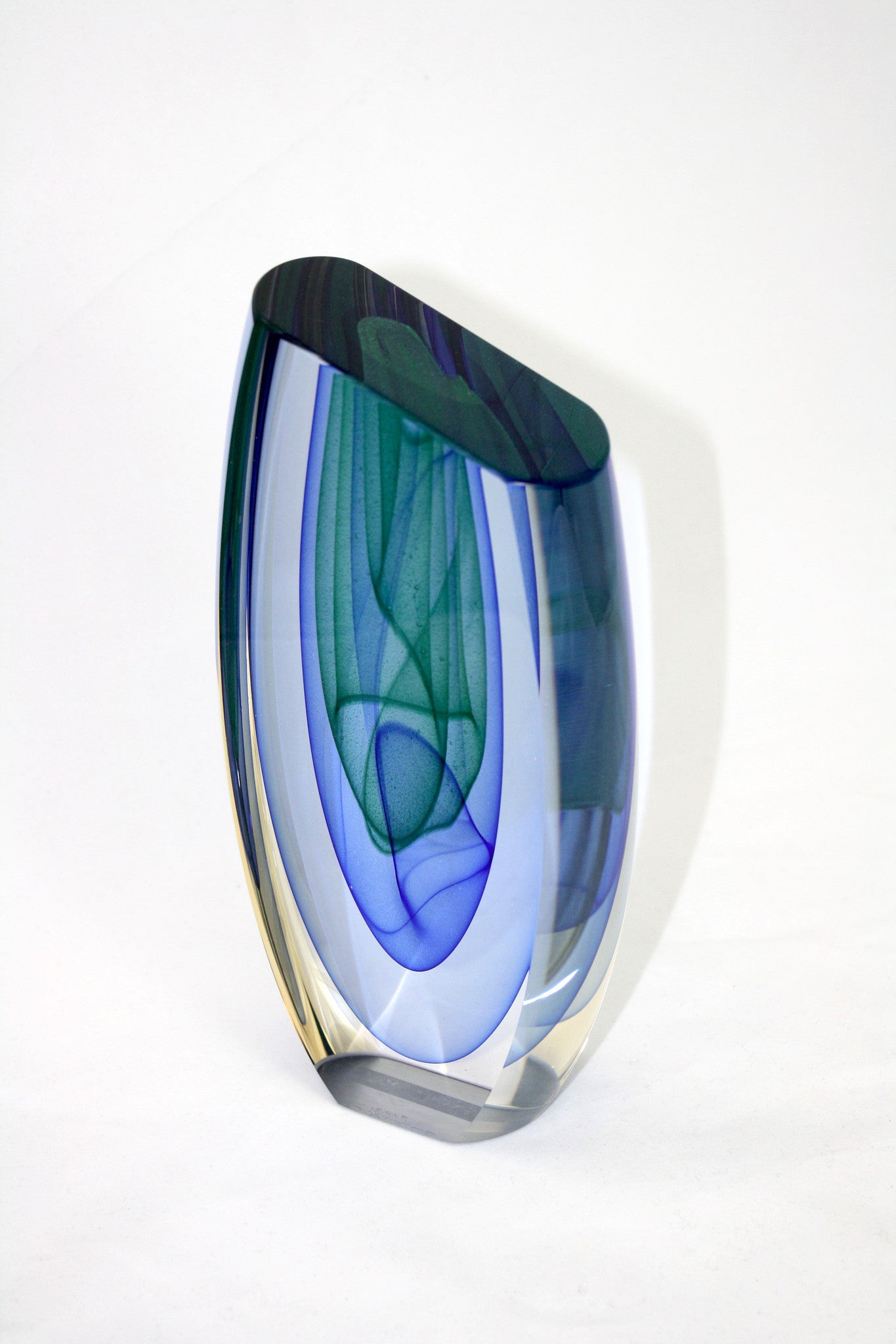 Edward Kachurik Art Glass Lyra Sculpture I55