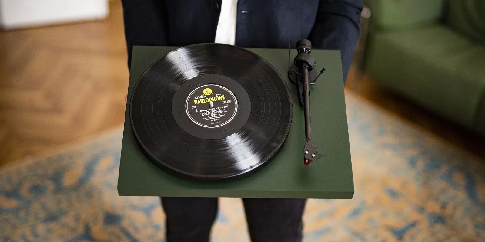 Pro-ject-carbon-evo-green