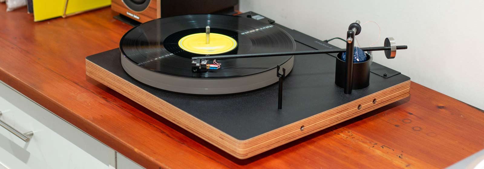 Well-Tempered-Amadeus-Jr-turntable