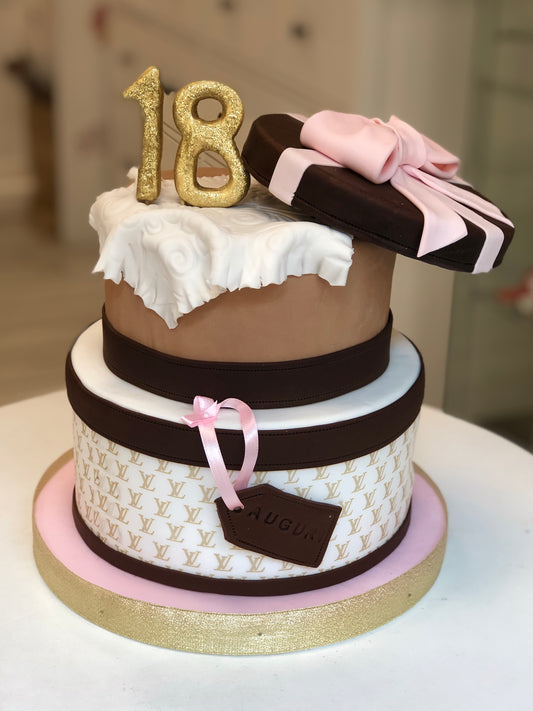 Torta 18 anni red . Cake design , Milano e Varese . – cakeintown