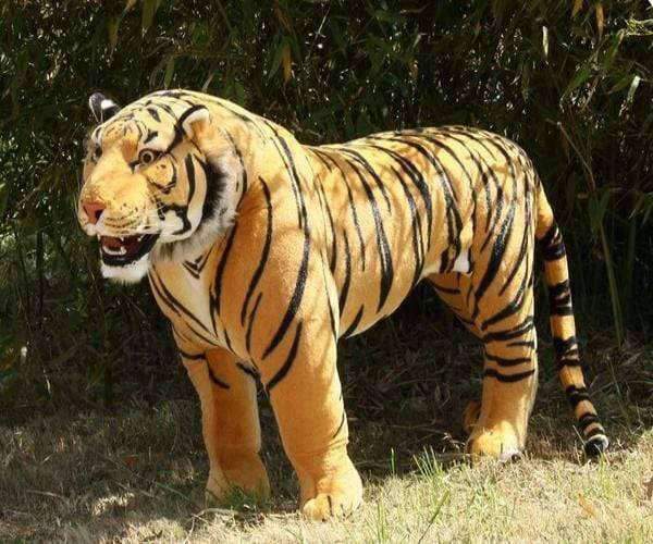peluche geante tigre