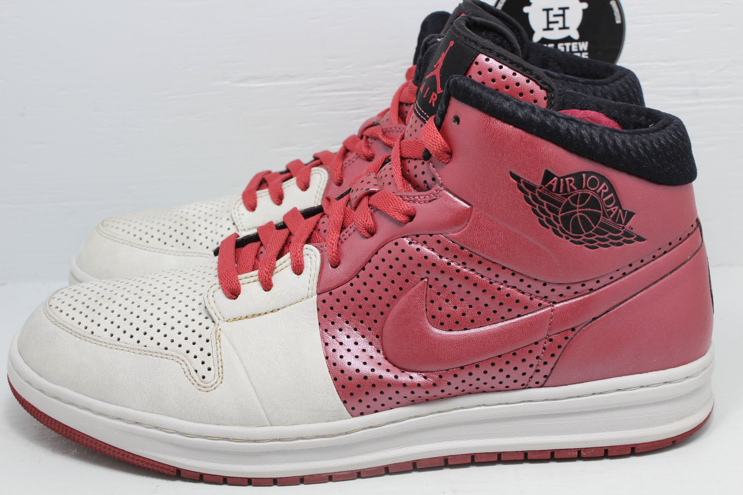 nike air jordan alpha 1