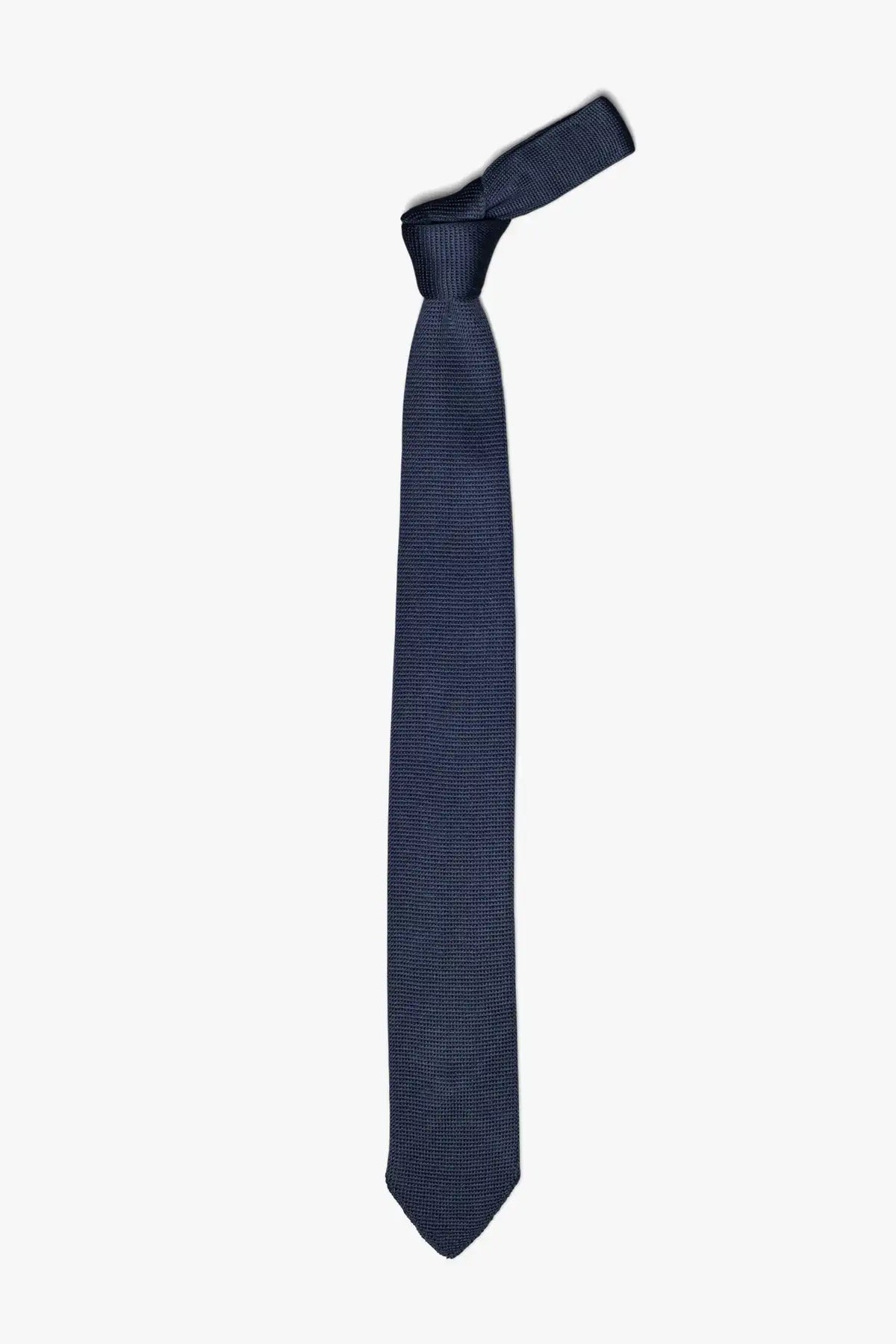 Silk tie