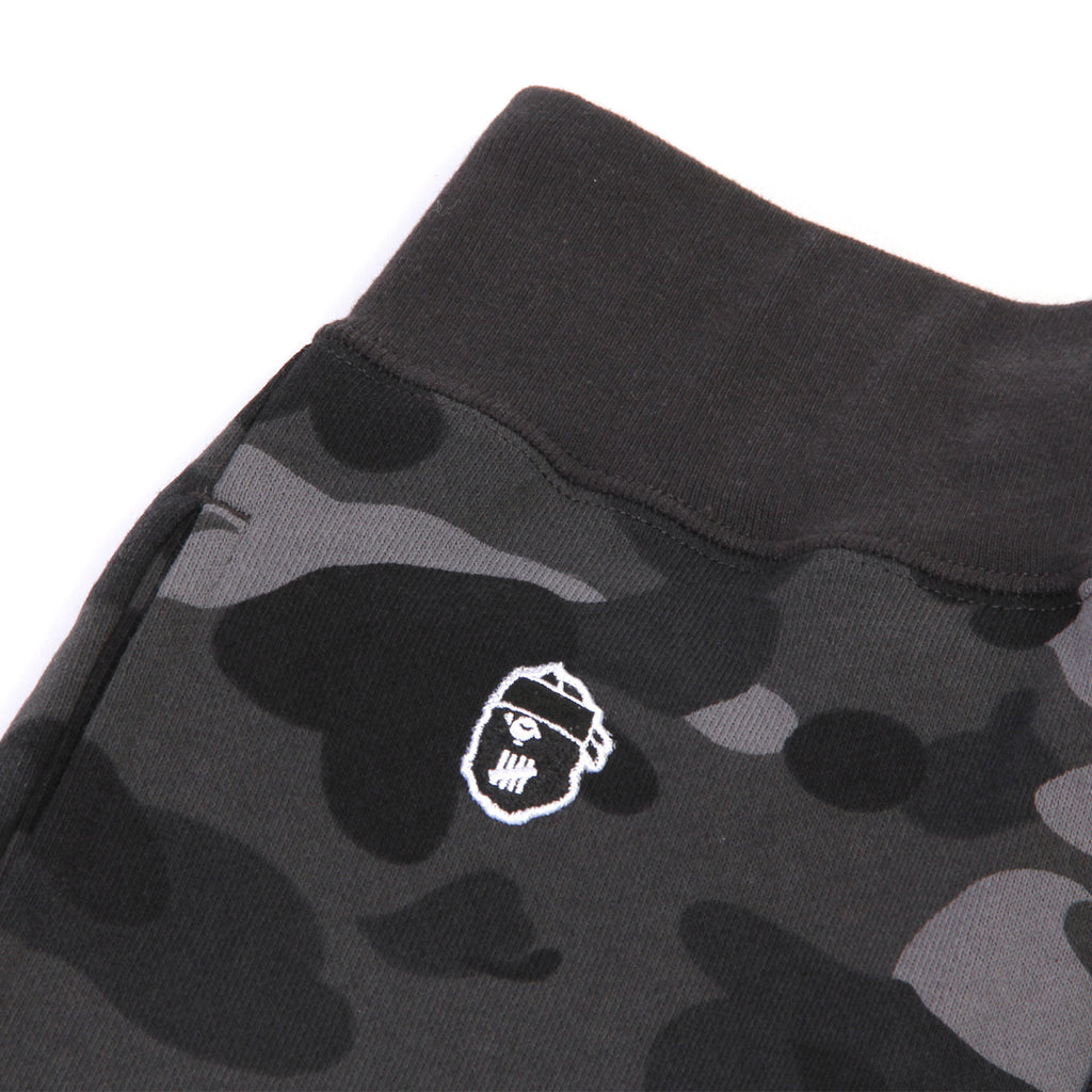 bape undefeated sweatpants