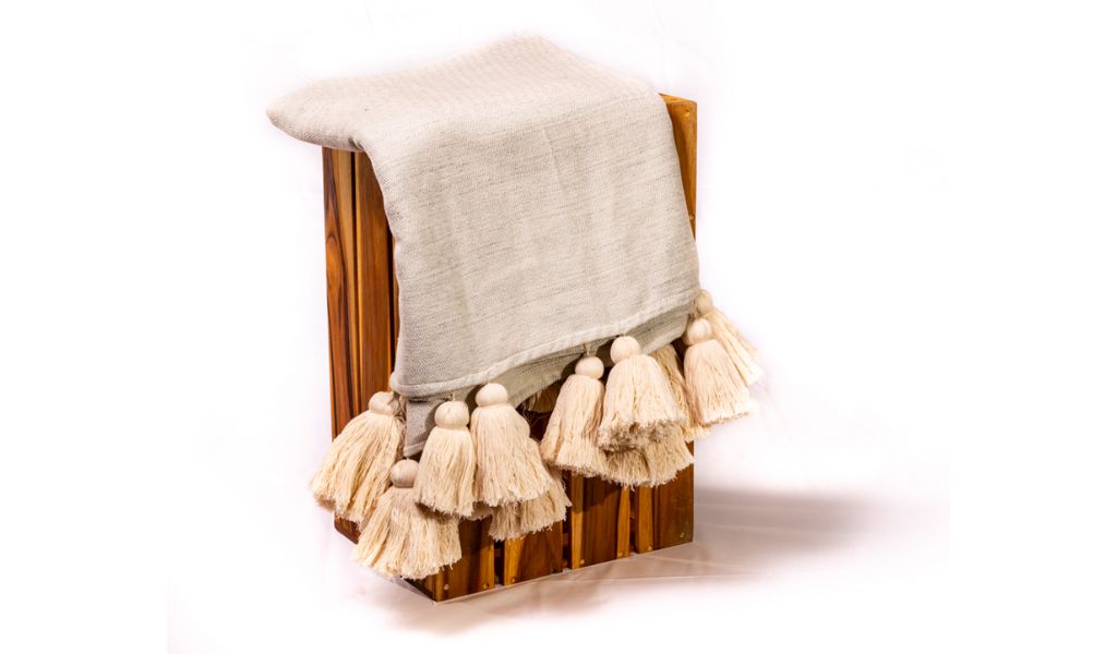 Big tassel blanket - ethical Christmas gifts that give back