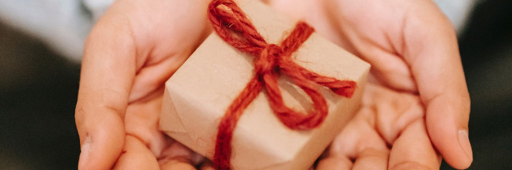 The Ultimate Guide to Eco Friendly Gifts 2022 - rethinking gift giving
