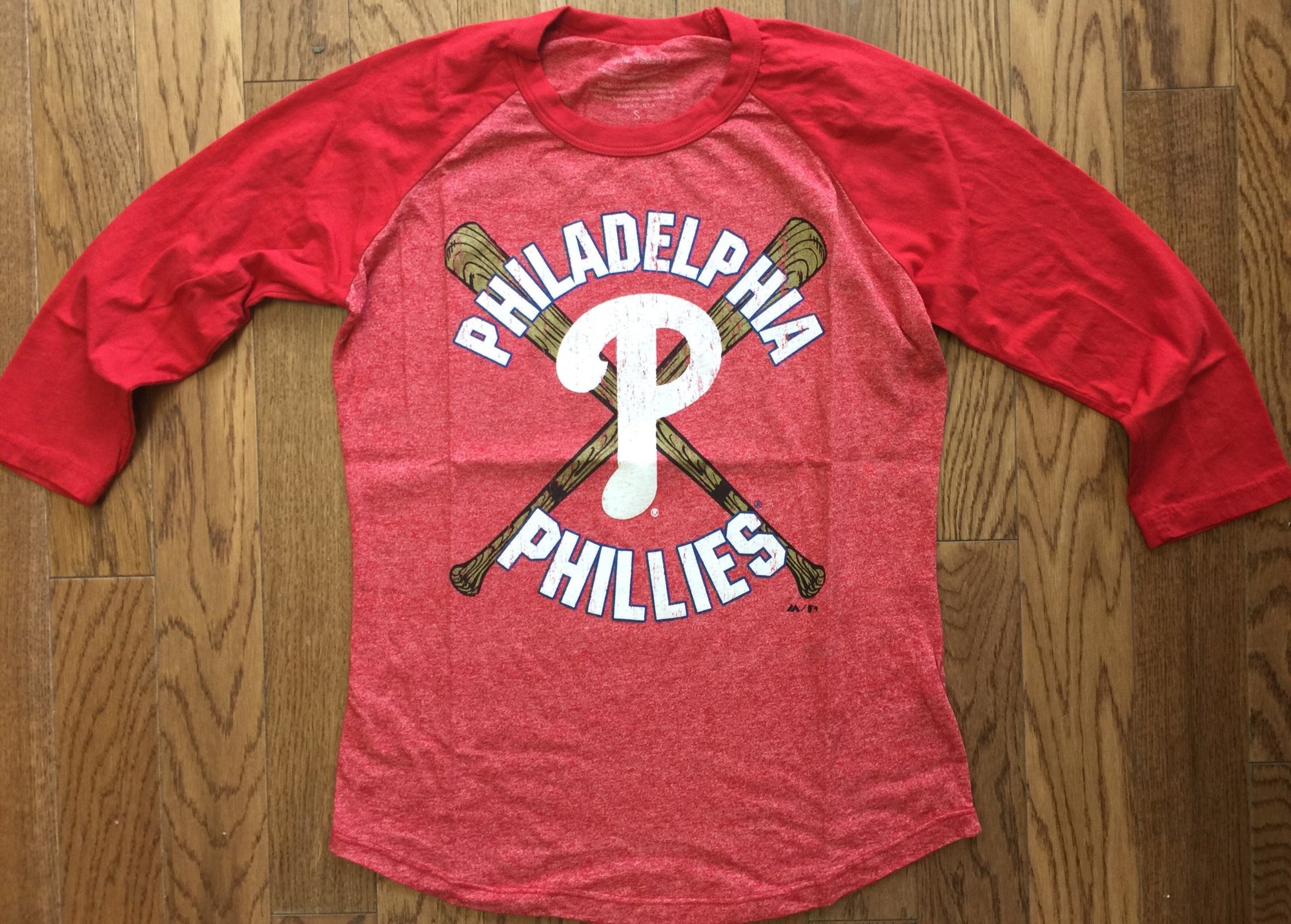 womens vintage phillies shirt