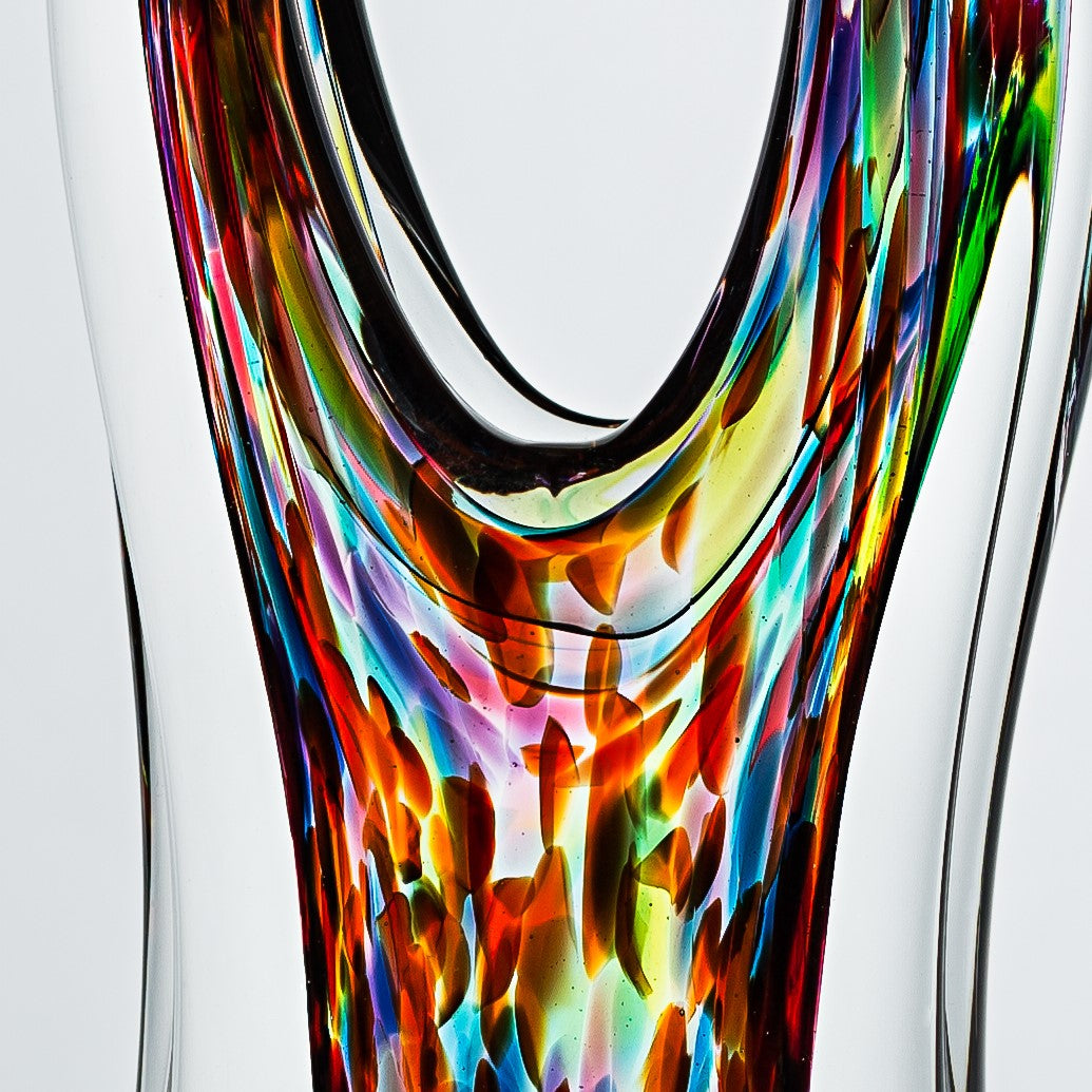 unity in glass        <h3 class=