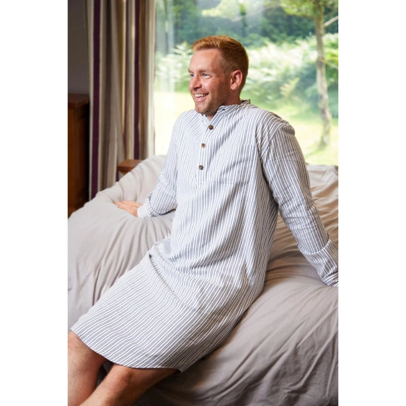 Mahogany USA Pajamas Nightshirts Robes Sleepwear Putti Fine Fashions Tagged  LLamas - Putti Fine Furnishings