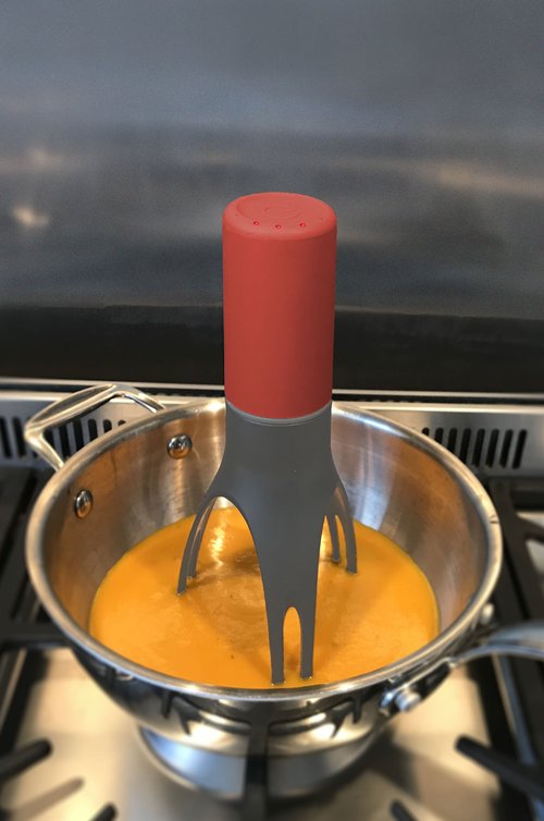 This Ingenious Self-Stirring Gadget Will Stir Your Sauces and