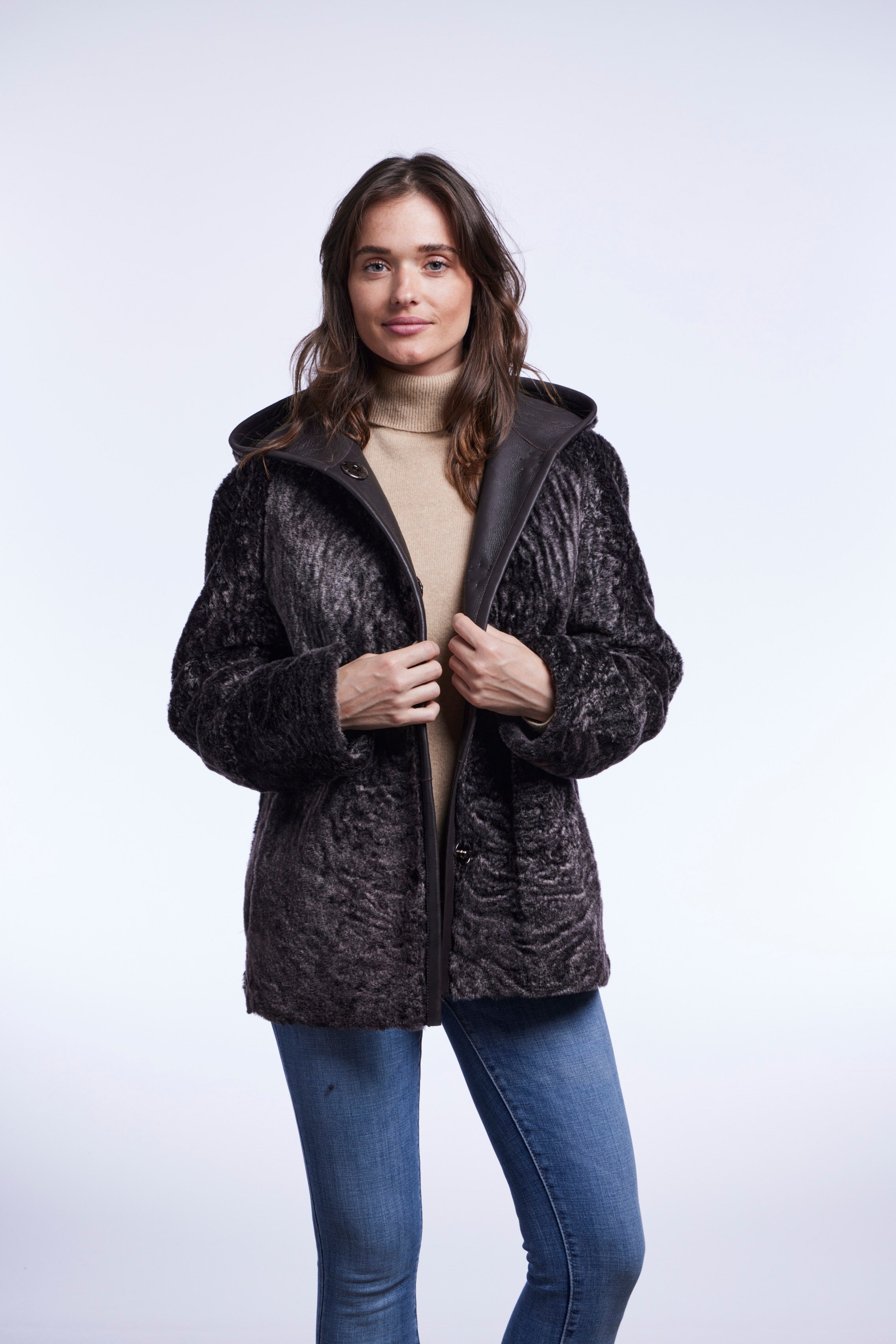 Women's Reversible Shearling Jackets I Blue Duck Shearling