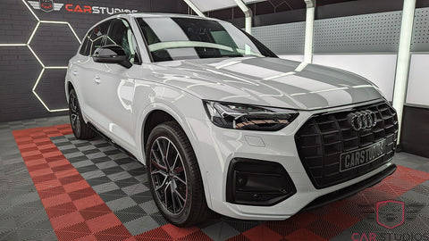 2023 Audi Q5 / White Right