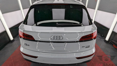 2023 Audi Q5 / White Back