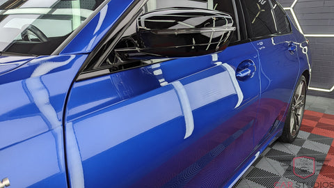 2023 BMW 340i / Blue Side Mirror