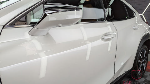 2023 Lexus UX250H / White Door