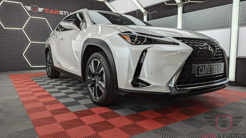 2023 Lexus UX250H / White Right