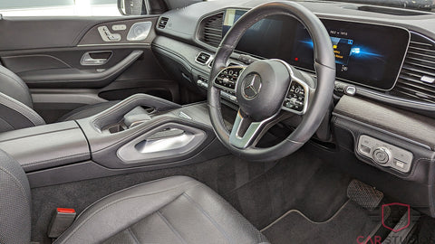 2019 Mercedes Benz GLE300D / Black Interior