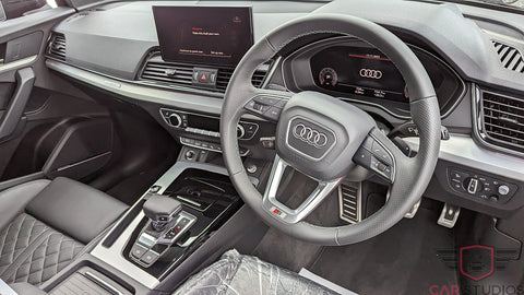 2023 Audi Q5 S-Line / Black Interior