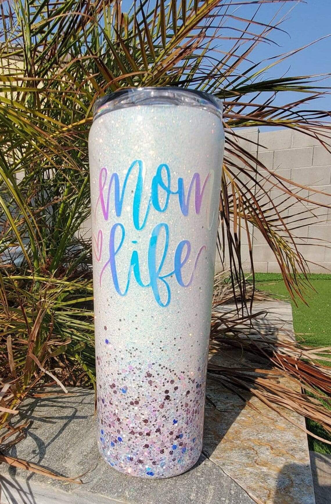 Skinny Mom Tumbler - Mom Life Tall Tumbler Cup 20oz - DXTEE | Drinkware |  dxtee.com