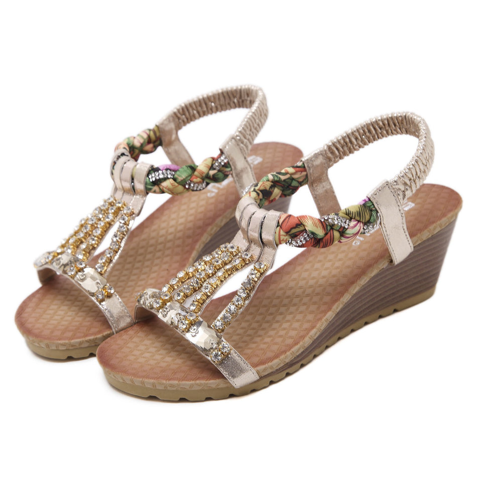 historisch Veroorloven Kosciuszko Modieuze sleehak sandalen met Chique kleurrijke gevlochten Bandjes –  superschoenen