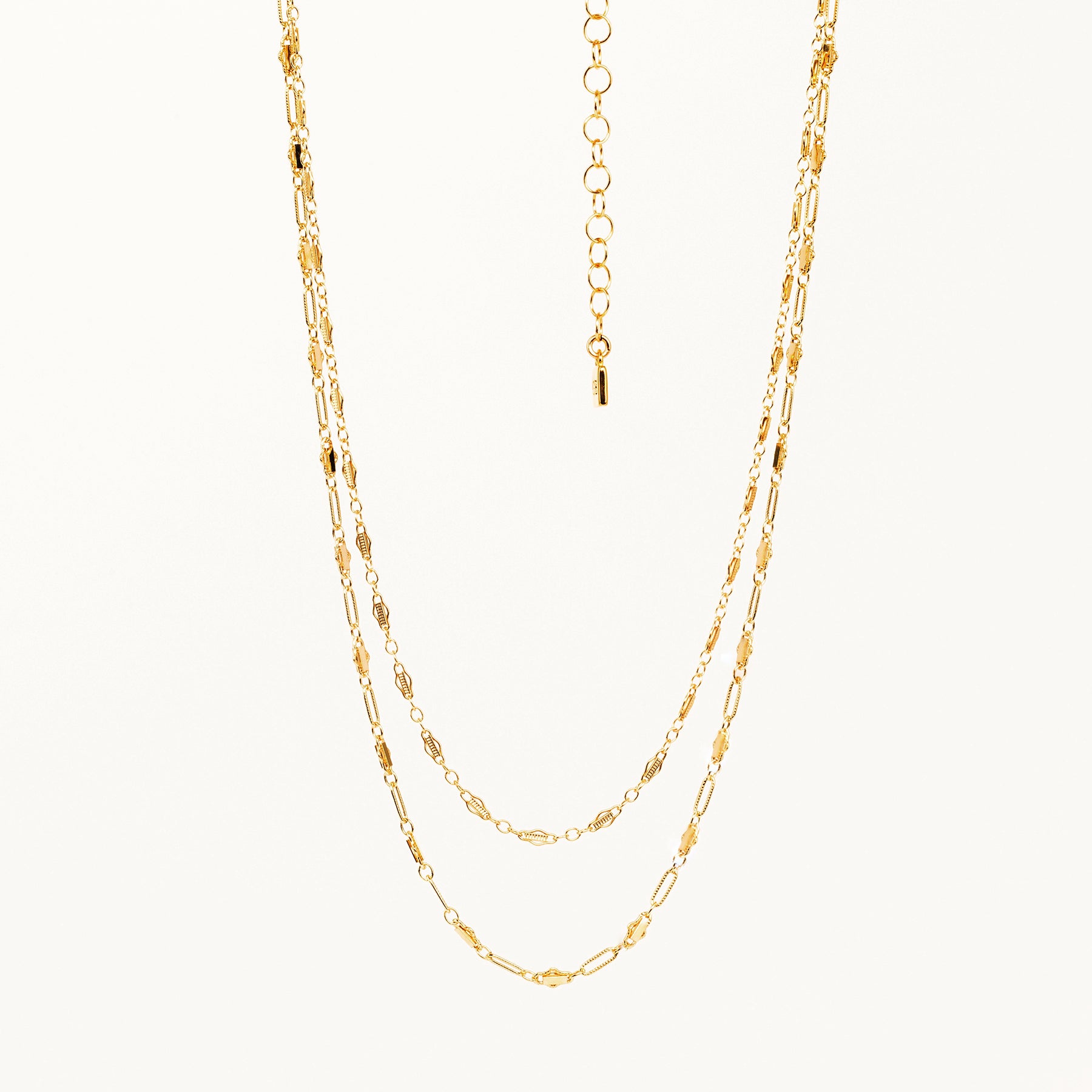 Gwen Beloti Gold Double Link Baguette Neckalce 2.jpg__PID:261e30be-ec44-48db-b078-90408acb49f8