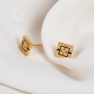 Gwen Beloti Love Cube Studs Earrings 1.jpg__PID:04d04aae-e44d-439d-9c1f-564ff1114fa0