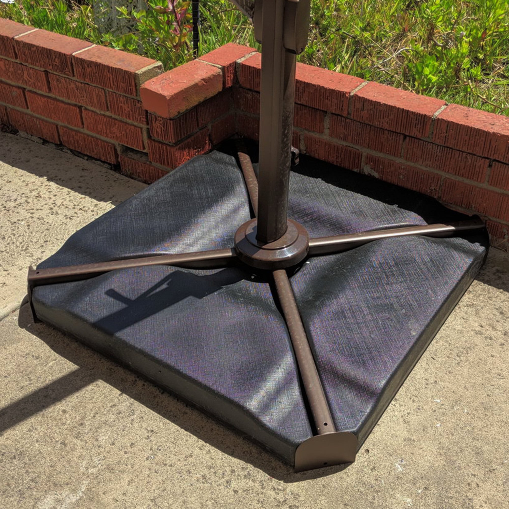 offset umbrella base cover