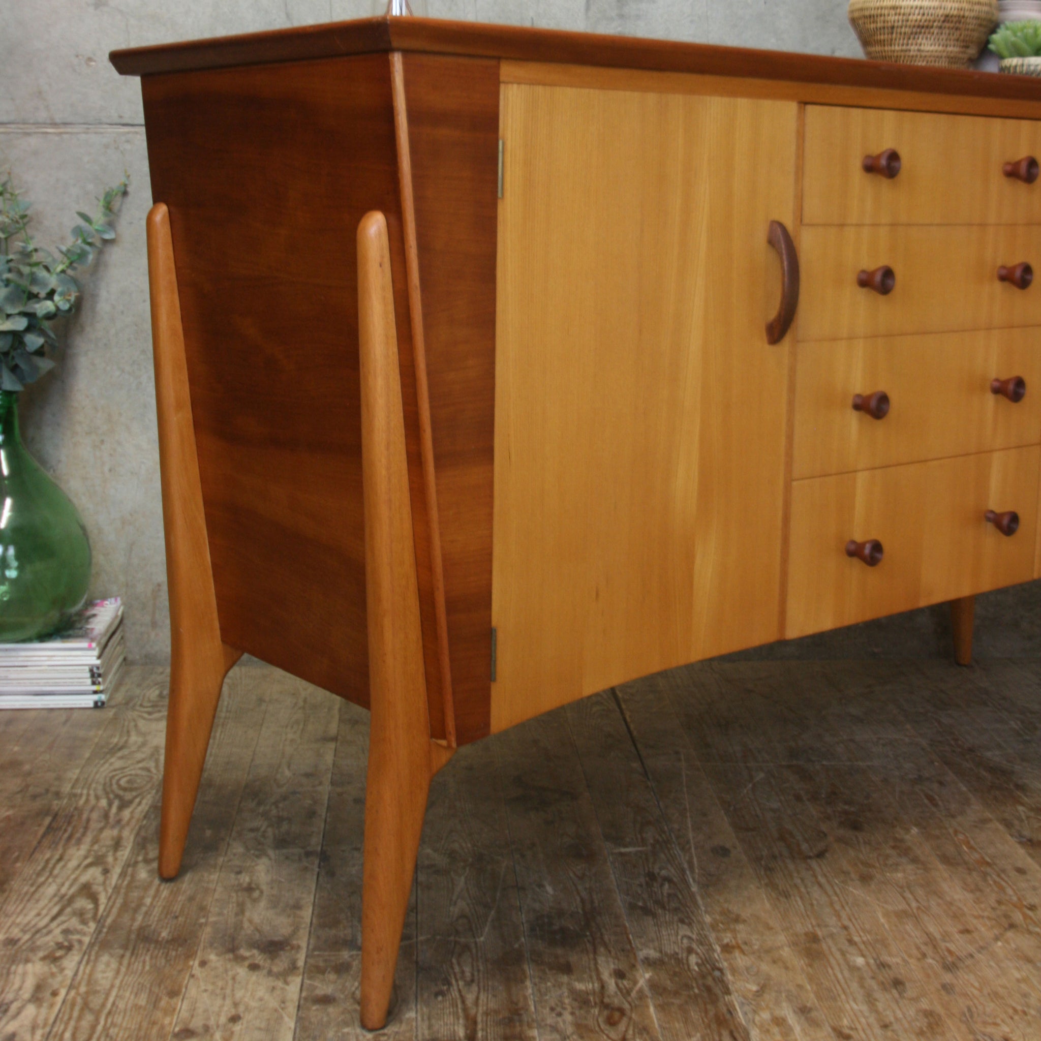 Rare Mid Century Everest Art Deco Inspired Sideboard - 1311a – Mustard  Vintage