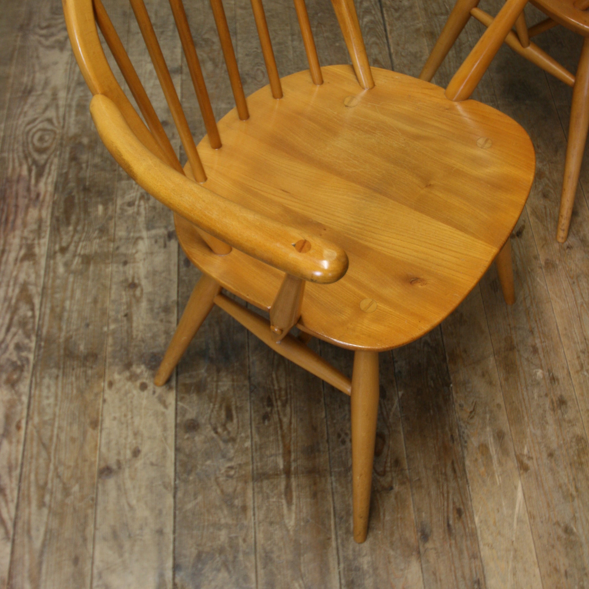 X2 Pair Of Ercol Windsor Carver Chairs 0706b Mustard Vintage